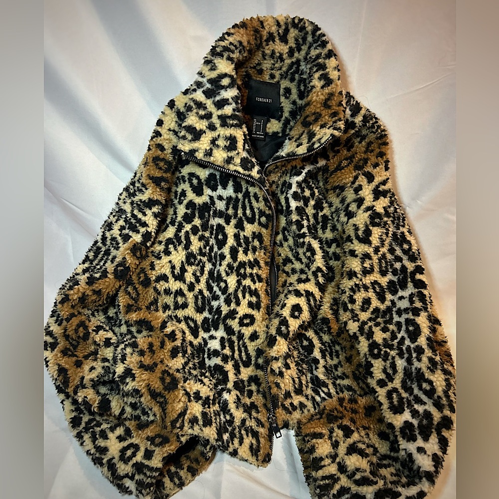 Women’s Cheetah Bomber jacket , Mob wife aesthetic, size small
